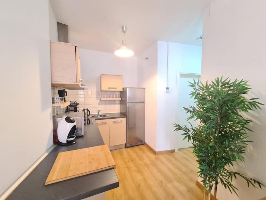 Centrico Apartamento En Malaga Luaran gambar